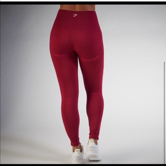 Gymshark original high waisted seamless leggings♥️ - Picture 2 of 5